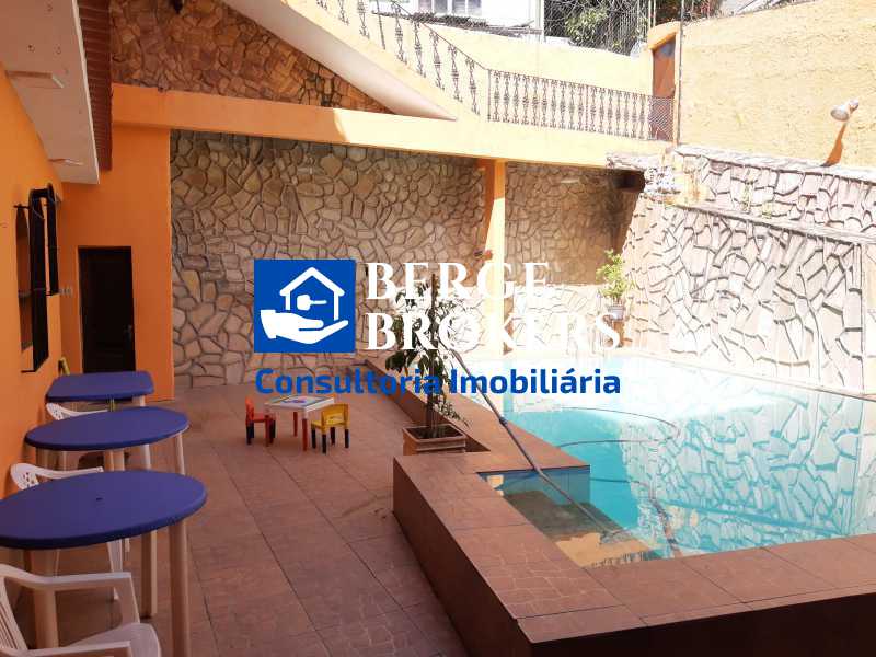 Conheça ÁREA PISCINA do imóvel - Casa 7 quartos à venda Tijuca, Rio de Janeiro - R$ 990.000 - RJCA70001 - 27 ÁREA PISCINA - 27