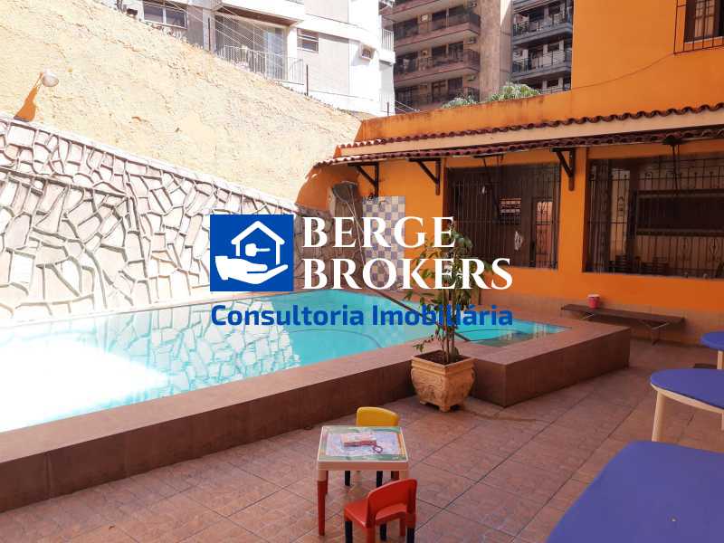 Conheça ÁREA PISCINA do imóvel - Casa 7 quartos à venda Tijuca, Rio de Janeiro - R$ 990.000 - RJCA70001 - 28 ÁREA PISCINA - 28