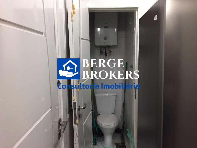 Conheça BANHEIRO DE SERVIÇO do imóvel - Apartamento à venda Rua Prudente de Morais, Ipanema, Rio de Janeiro - R$ 2.625.000 - RJAP30443 - 13 BANHEIRO DE SERVIÇO - 13