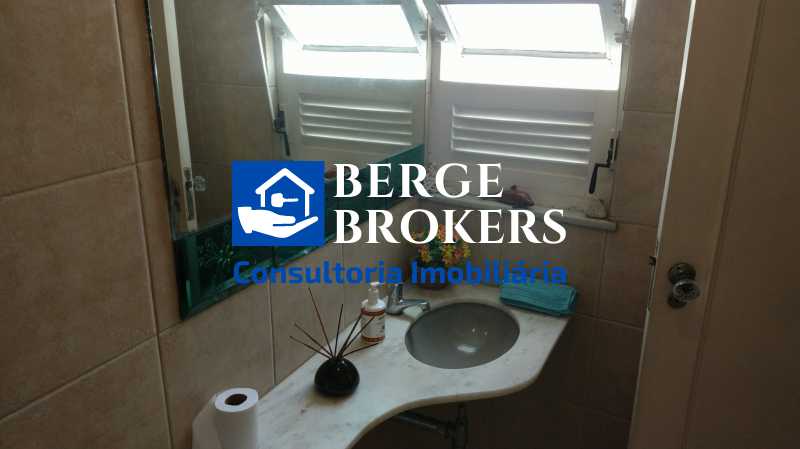 Conheça lavabo do imóvel - Apartamento à venda Rua Assis Brasil, Copacabana, Rio de Janeiro - R$ 1.800.000 - RJAP40125 - 43 lavabo - 43