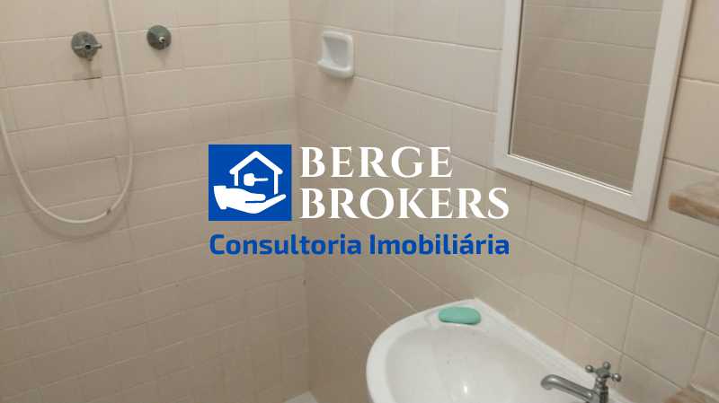 Conheça banheiro de serviço do imóvel - Apartamento à venda Rua Assis Brasil, Copacabana, Rio de Janeiro - R$ 1.800.000 - RJAP40125 - 61 banheiro de serviço - 61