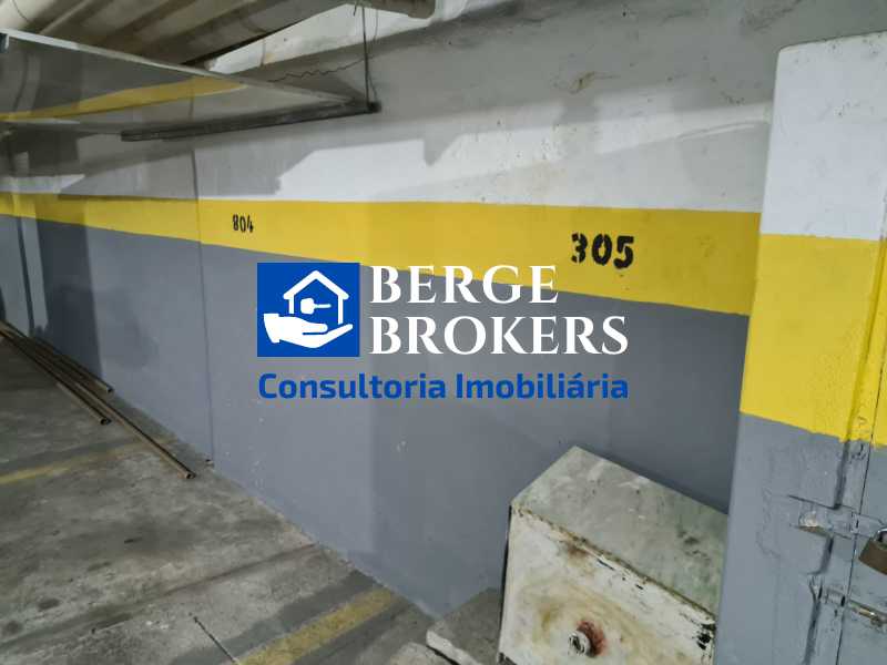 Conheça Garagem do imóvel - Apartamento à venda Rua Gomes Carneiro, Ipanema, Rio de Janeiro - R$ 950.000 - RJAP10272 - 36 Garagem - 36