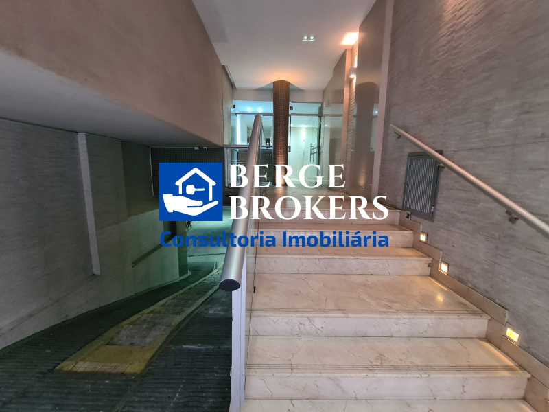 Conheça Portaria/ Garagem do imóvel - Apartamento à venda Rua Gomes Carneiro, Ipanema, Rio de Janeiro - R$ 950.000 - RJAP10272 - 34 Portaria/ Garagem - 34