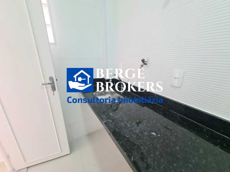 Conheça Cozinha do imóvel - Apartamento à venda Rua Gomes Carneiro, Ipanema, Rio de Janeiro - R$ 950.000 - RJAP10272 - 14 Cozinha - 14