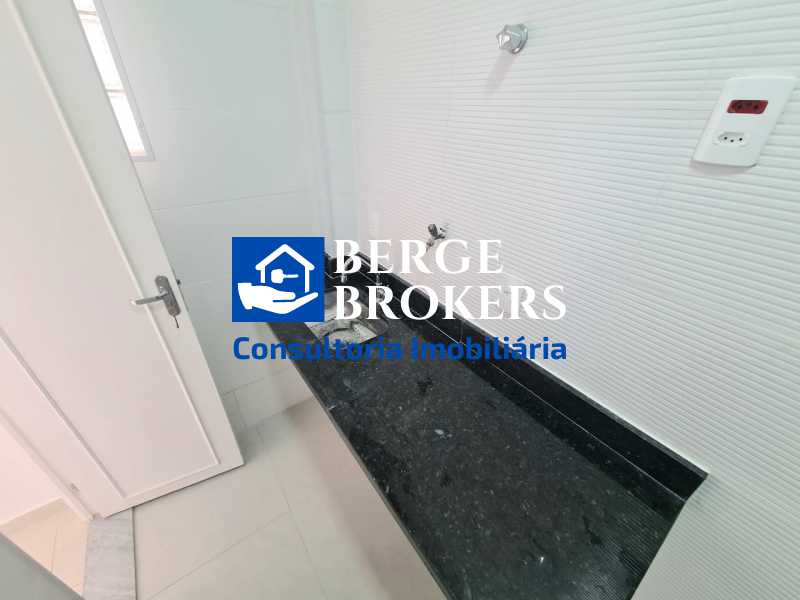 Conheça Cozinha do imóvel - Apartamento à venda Rua Gomes Carneiro, Ipanema, Rio de Janeiro - R$ 950.000 - RJAP10272 - 16 Cozinha - 16