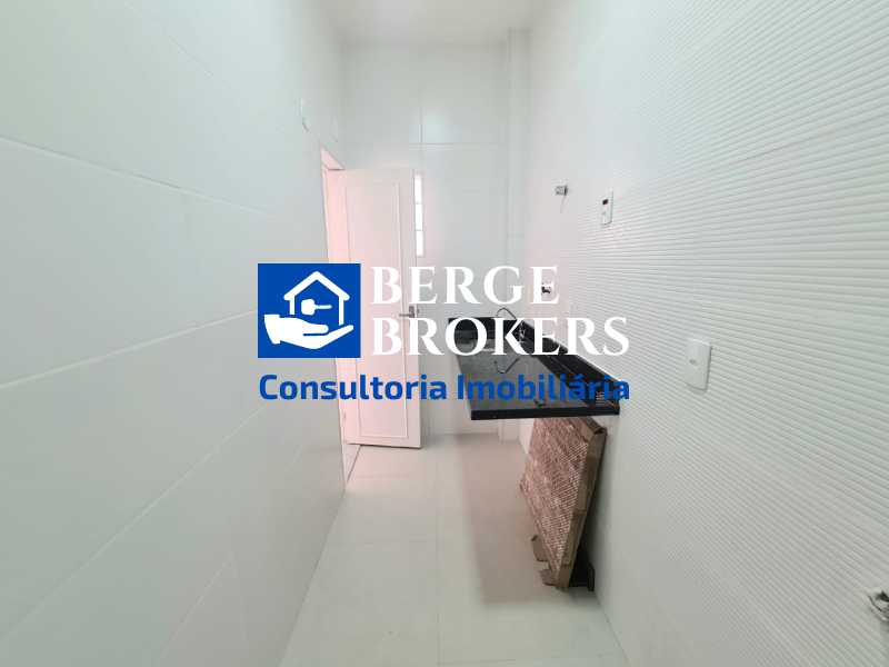 Conheça Cozinha do imóvel - Apartamento à venda Rua Gomes Carneiro, Ipanema, Rio de Janeiro - R$ 950.000 - RJAP10272 - 15 Cozinha - 15