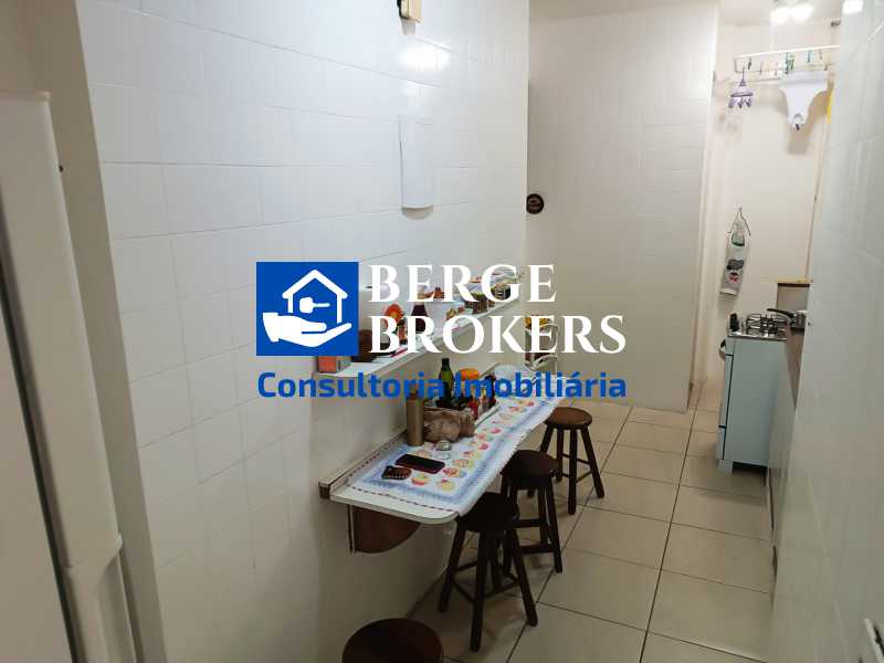 Conheça COZINHA COM COPA do imóvel - Apartamento 3 quartos à venda Copacabana, Rio de Janeiro - RJAP30593 - 14 COZINHA COM COPA - 14