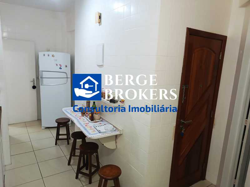 Conheça COZINHA COM COPA do imóvel - Apartamento 3 quartos à venda Copacabana, Rio de Janeiro - RJAP30593 - 12 COZINHA COM COPA - 12