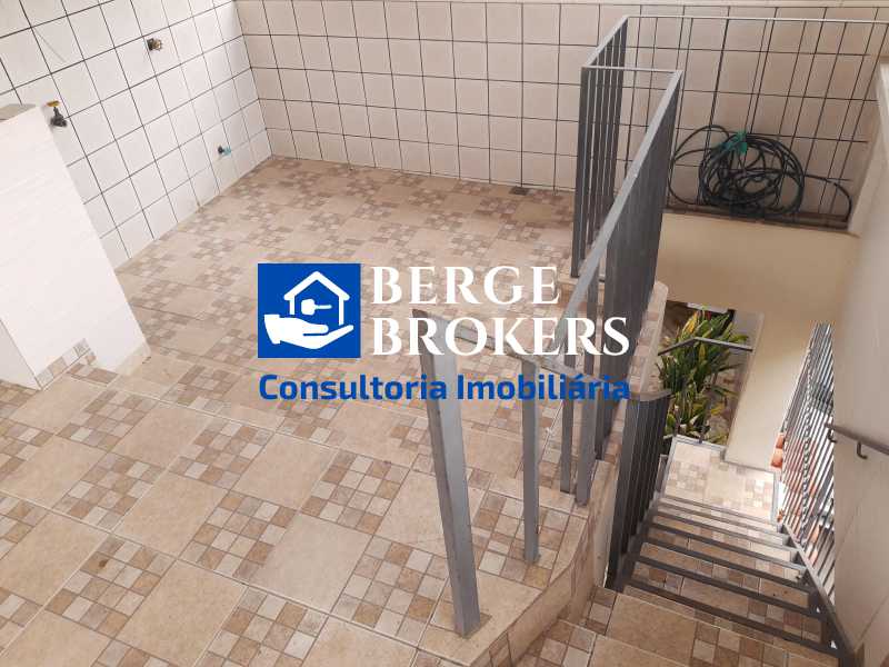 Conheça area serviço 2 andar do imóvel - Casa de Vila 4 quartos à venda Vila Isabel, Rio de Janeiro - R$ 900.000 - RJCV40010 - 33 area serviço 2 andar - 33