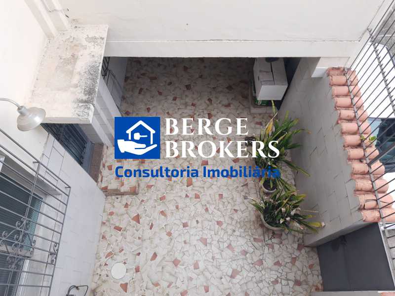 Conheça área serviço 1 andar do imóvel - Casa de Vila 4 quartos à venda Vila Isabel, Rio de Janeiro - R$ 900.000 - RJCV40010 - 35 área serviço 1 andar - 35