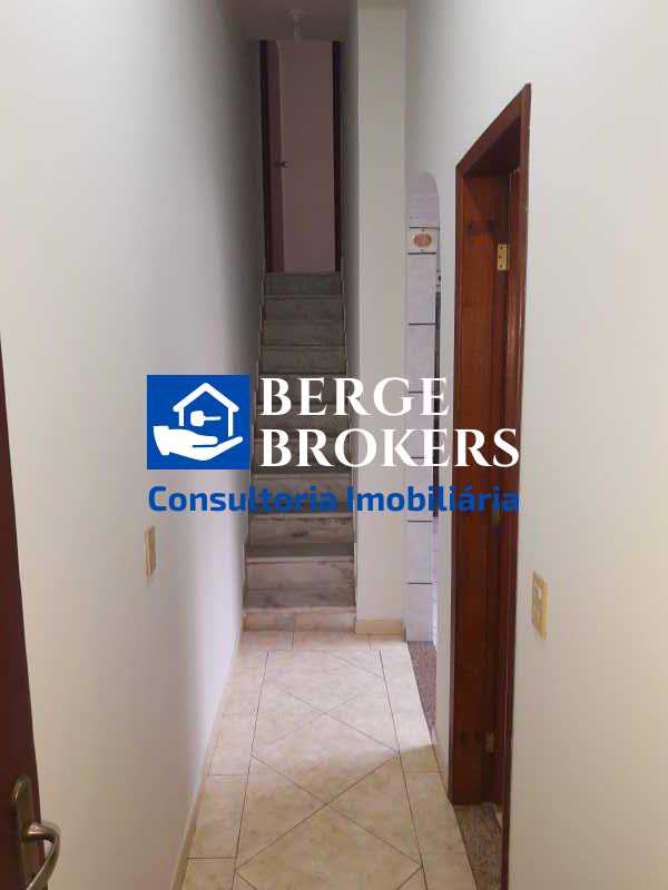 Conheça corredor do imóvel - Casa de Vila 4 quartos à venda Vila Isabel, Rio de Janeiro - R$ 900.000 - RJCV40010 - 12 corredor - 12