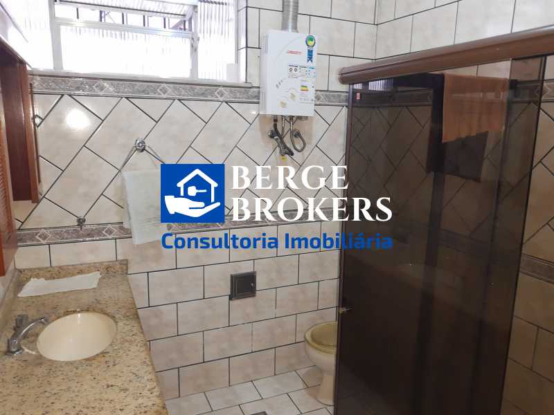Conheça banheiro social do imóvel - Casa de Vila 4 quartos à venda Vila Isabel, Rio de Janeiro - R$ 900.000 - RJCV40010 - 31 banheiro social - 31