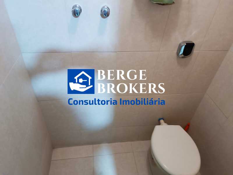 Conheça BANHEIRO DE SERVIÇO do imóvel - Apartamento 3 quartos à venda Vila Isabel, Rio de Janeiro - R$ 630.000 - RJAP30611 - 35 BANHEIRO DE SERVIÇO - 35