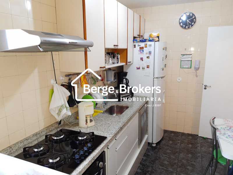 Conheça COZINHA do imóvel - Cobertura 3 quartos à venda Tijuca, Rio de Janeiro - R$ 895.000 - ZSCO30001 - 29 COZINHA - 29