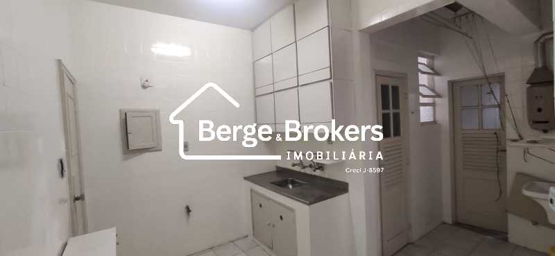 Conheça WhatsApp Image 2024-11-05 at 1 do imóvel - Apartamento à venda Rua Voluntários da Pátria, Botafogo, Rio de Janeiro - R$ 1.386.000 - RJAP30650 - 93 WhatsApp Image 2024-11-05 at 1 - 93