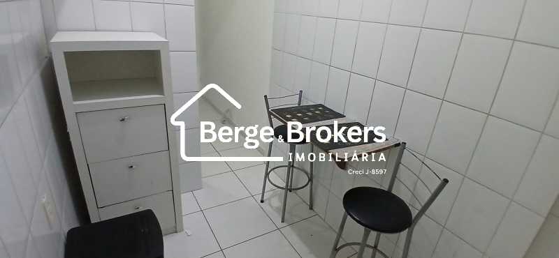 Conheça Copa do imóvel - Apartamento à venda Praia de Botafogo, Botafogo, Rio de Janeiro - R$ 490.000 - RJAP10322 - 12 Copa - 12