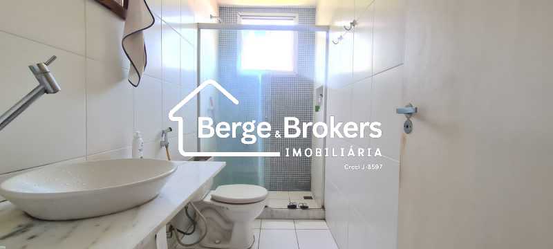 Conheça BANHEIRO SOCIAL do imóvel - Apartamento 2 quartos à venda Copacabana, Rio de Janeiro - R$ 903.000 - RJAP20649 - 16 BANHEIRO SOCIAL - 16