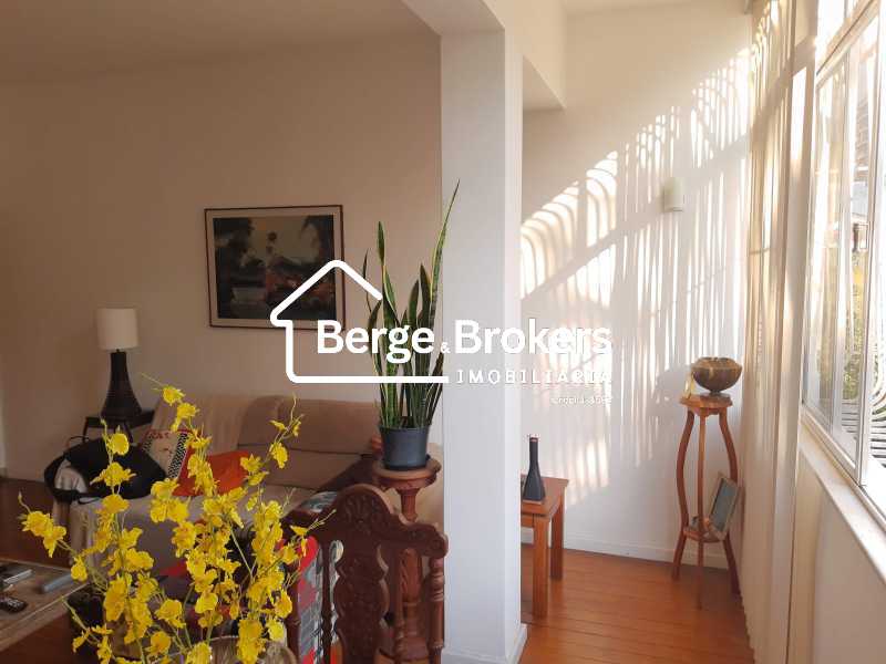 Conheça SALA do imóvel - Apartamento três quartos com vaga à venda na Tijuca - RJAP30661 - 6 SALA - 6
