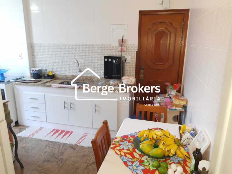 Conheça COZINHA do imóvel - Apartamento três quartos com vaga à venda na Tijuca - RJAP30661 - 21 COZINHA - 21