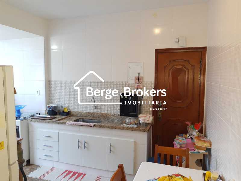 Conheça COZINHA do imóvel - Apartamento três quartos com vaga à venda na Tijuca - RJAP30661 - 22 COZINHA - 22