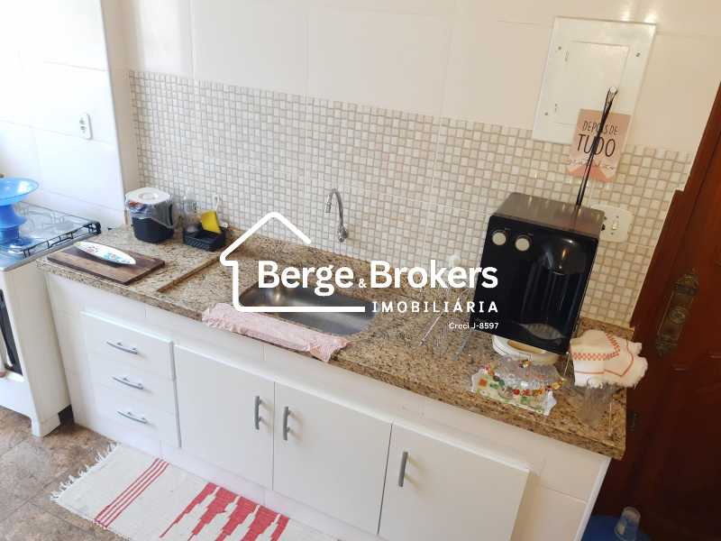 Conheça COZINHA do imóvel - Apartamento três quartos com vaga à venda na Tijuca - RJAP30661 - 23 COZINHA - 23