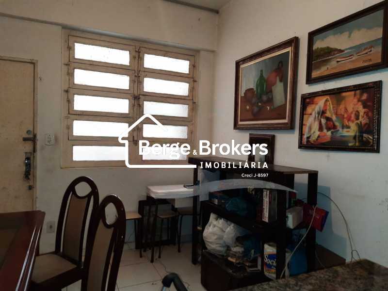 Conheça entrada do apartamento do imóvel - Apartamento 1 quarto à venda Copacabana, Rio de Janeiro - R$ 650.000 - RJAP10333 - 11 entrada do apartamento - 11