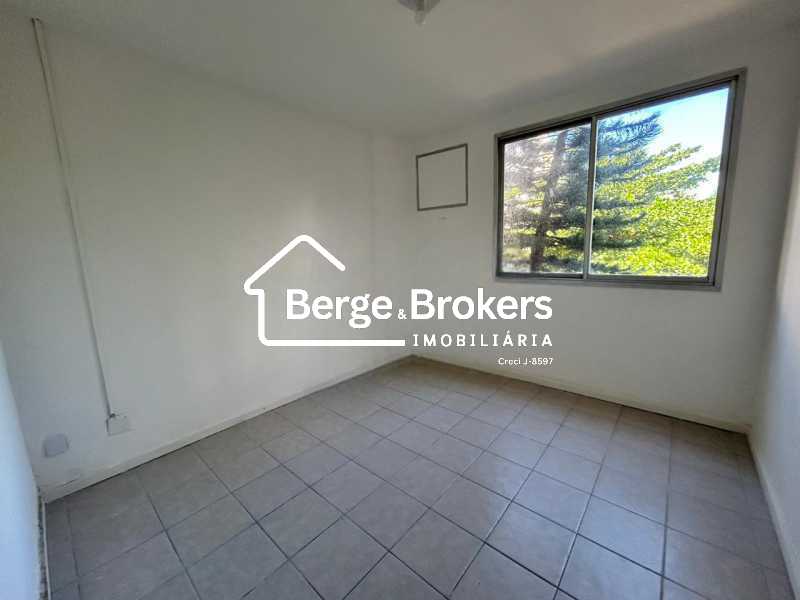 Conheça QUARTO 1 do imóvel - 2 QUARTOS/BOTAFOGO/GARAGEM/PORTARIA 24HS - RJAP20682 - 8 QUARTO 1 - 8