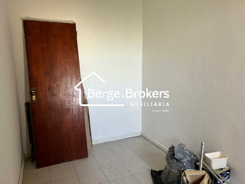 Conheça QUARTO 2 do imóvel - 2 QUARTOS/BOTAFOGO/GARAGEM/PORTARIA 24HS - RJAP20682 - 10 QUARTO 2 - 10