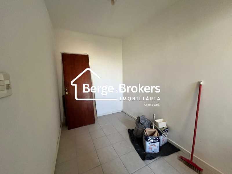 Conheça QUARTO 2 do imóvel - 2 QUARTOS/BOTAFOGO/GARAGEM/PORTARIA 24HS - RJAP20682 - 11 QUARTO 2 - 11