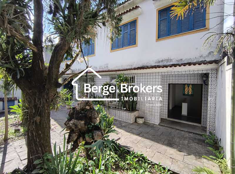 Conheça JARDIM CASA do imóvel - Excelente Casa Triplex próxima ao Alto da Boa Vista muito espaçosa - RJCA30025 - 6 JARDIM CASA - 6