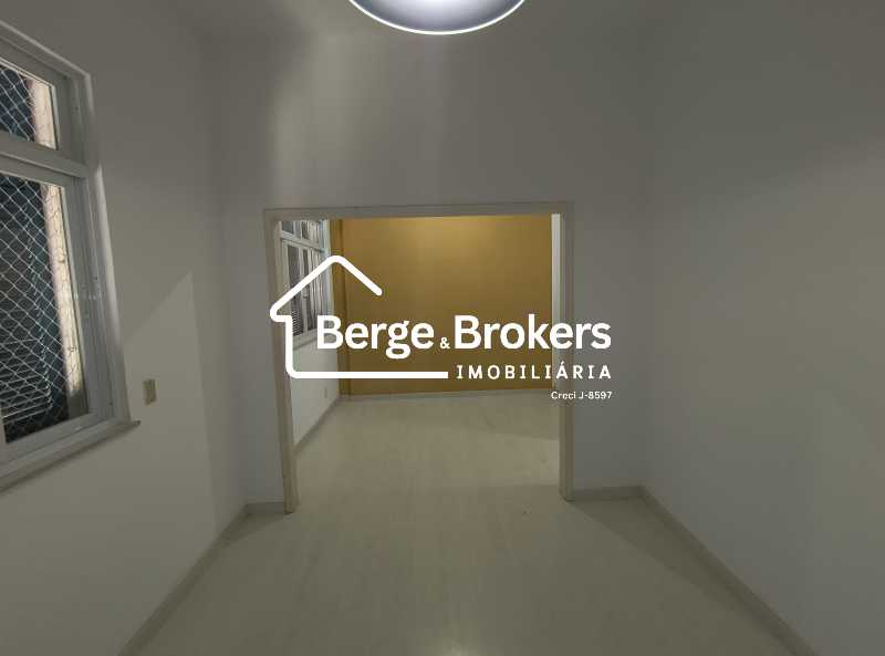 Conheça QUARTO do imóvel - Excelente Casa Triplex próxima ao Alto da Boa Vista muito espaçosa - RJCA30025 - 36 QUARTO - 36