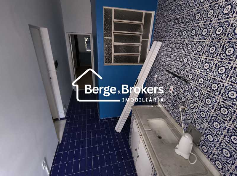 Conheça SUITE 2 do imóvel - Excelente Casa Triplex próxima ao Alto da Boa Vista muito espaçosa - RJCA30025 - 42 SUITE 2 - 42