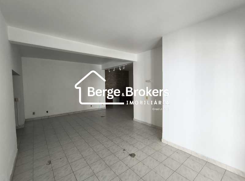 Conheça SALA 4 do imóvel - Excelente Casa Triplex próxima ao Alto da Boa Vista muito espaçosa - RJCA30025 - 48 SALA 4 - 48
