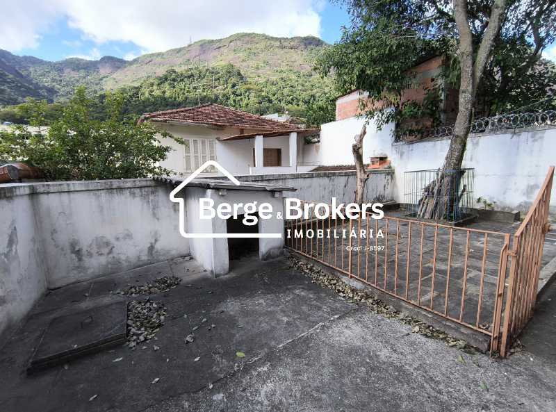 Conheça JARDIM 2 do imóvel - Excelente Casa Triplex próxima ao Alto da Boa Vista muito espaçosa - RJCA30025 - 52 JARDIM 2 - 52