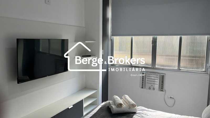 Conheça janelão do imóvel - lindíssimo apartamento na praia de Botafogo - RJKI00025 - 4 janelão - 4