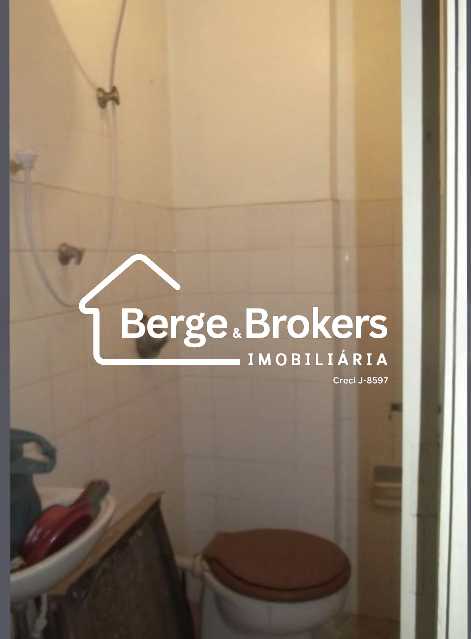 Conheça banheiro de serviço do imóvel - Apartamento à venda Travessa Cerqueira Lima, Riachuelo, Rio de Janeiro - R$ 255.000 - RJAP20718 - 9 banheiro de serviço - 9