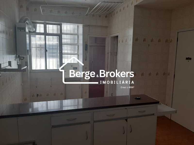 Conheça COZINHA do imóvel - Apartamento na Tijuca a venda com três quartos e vaga de garagem - RJAP30717 - 12 COZINHA - 12