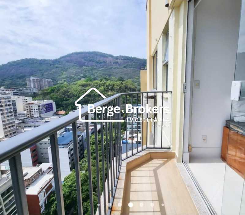 Conheça 44 do imóvel - Excelente cobertura , reformada , prédio com infra e duas vagas - RJCO40040 - 63 44 - 63