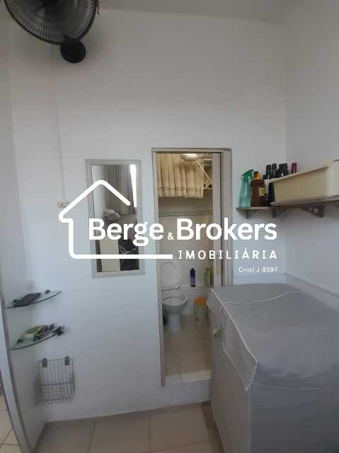 Conheça 16 área de serviço. do imóvel - Apartamento 2 quartos à venda Botafogo, Rio de Janeiro - R$ 915.000 - RJAP20732 - 18 16 área de serviço. - 18
