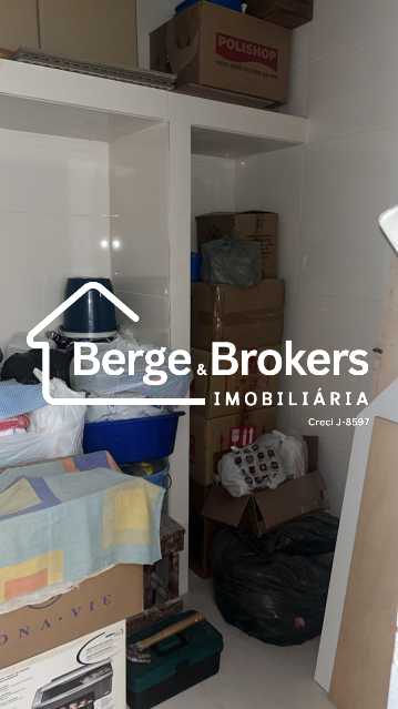 Conheça Quarto de Serviço do imóvel - Apartamento 3 quartos à venda Copacabana, Rio de Janeiro - R$ 1.000.000 - RJAP30728 - 11 Quarto de Serviço - 11