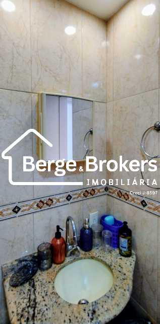 Conheça BANHEIRO SOCIAL do imóvel - Apartamento à venda Travessa Cerqueira Lima, Riachuelo, Rio de Janeiro - R$ 260.000 - RJAP20751 - 24 BANHEIRO SOCIAL - 24