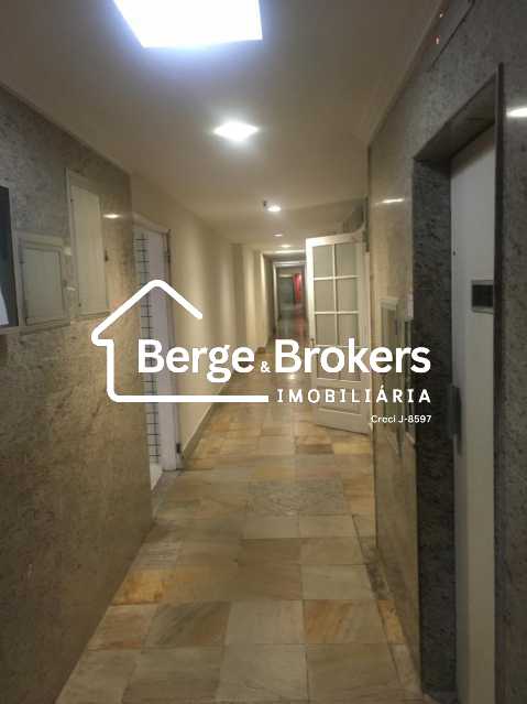 Conheça acesso ao bloco 2. do imóvel - Apartamento à venda Travessa Cerqueira Lima, Riachuelo, Rio de Janeiro - R$ 260.000 - RJAP20751 - 30 acesso ao bloco 2. - 30