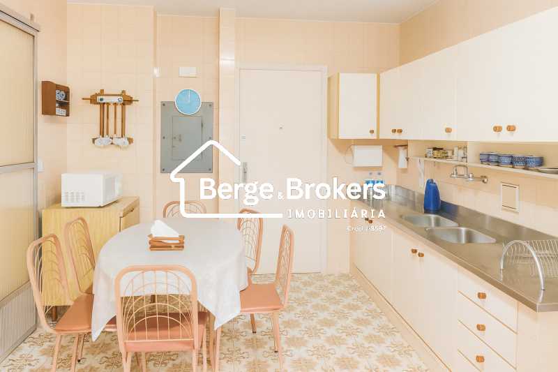 Conheça Cozinha. do imóvel - Apartamento 4 quartos à venda Tijuca, Rio de Janeiro - R$ 860.000 - RJAP40183 - 23 Cozinha. - 23