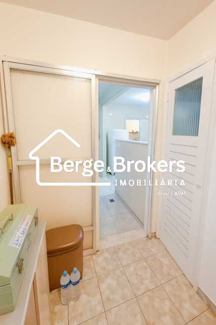 Conheça Quarto de serviço1. do imóvel - Apartamento 4 quartos à venda Tijuca, Rio de Janeiro - R$ 860.000 - RJAP40183 - 33 Quarto de serviço1. - 33