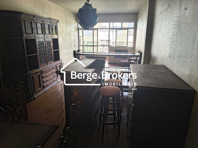 Conheça Sala do imóvel - Apartamento 3 quartos à venda Tijuca, Rio de Janeiro - R$ 696.000 - RJAP30746 - 11 Sala - 11
