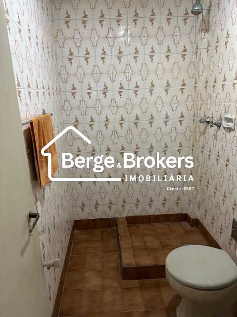 Conheça BANHEIRO do imóvel - Apartamento : Padrão / Residencial / Botafogo - RJAP20797 - 11 BANHEIRO - 11