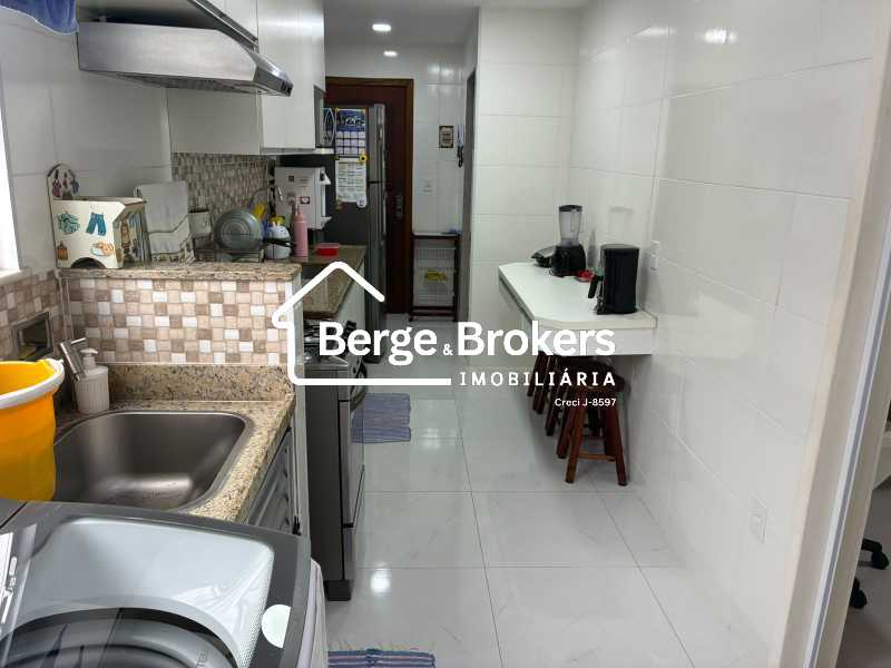 Conheça COZINHA COM COPA do imóvel - Apartamento 2 quartos/ Residencial / Vila Isabel - RJAP20804 - 12 COZINHA COM COPA - 12