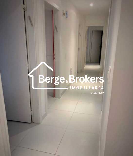 Conheça corredda área íntima. do imóvel - Apartamento para alugar Rua Constante Ramos, Copacabana, Rio de Janeiro - R$ 13.000 - RJAP40194 - 8 corredda área íntima. - 8