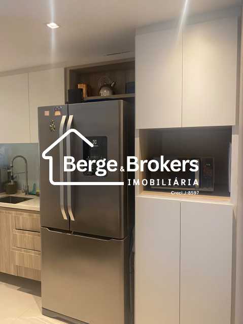 Conheça cozinha do imóvel - Apartamento : / Residencial / Botafogo - RJAP20808 - 7 cozinha - 7