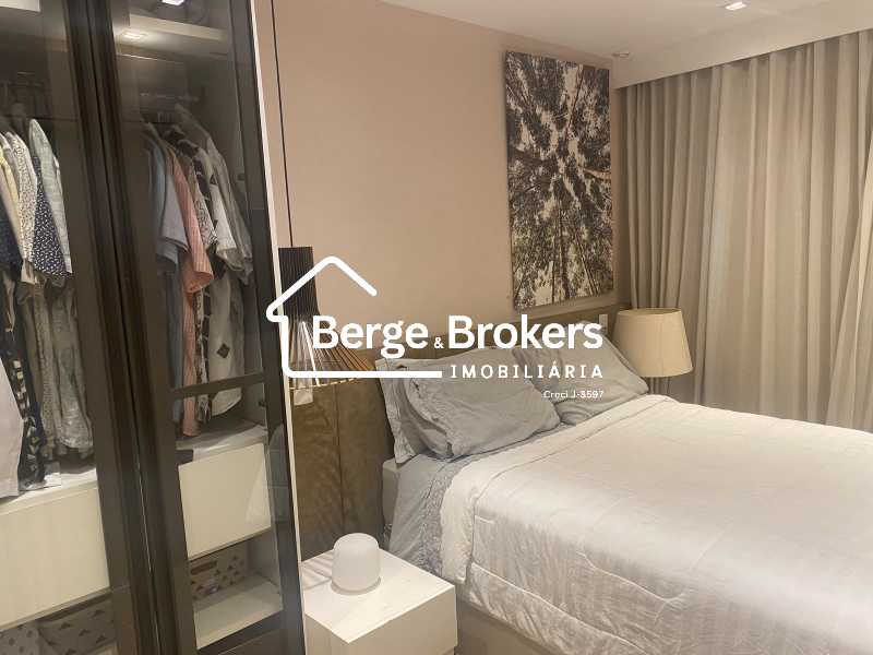Conheça suíte. do imóvel - Apartamento : / Residencial / Botafogo - RJAP20808 - 15 suíte. - 15
